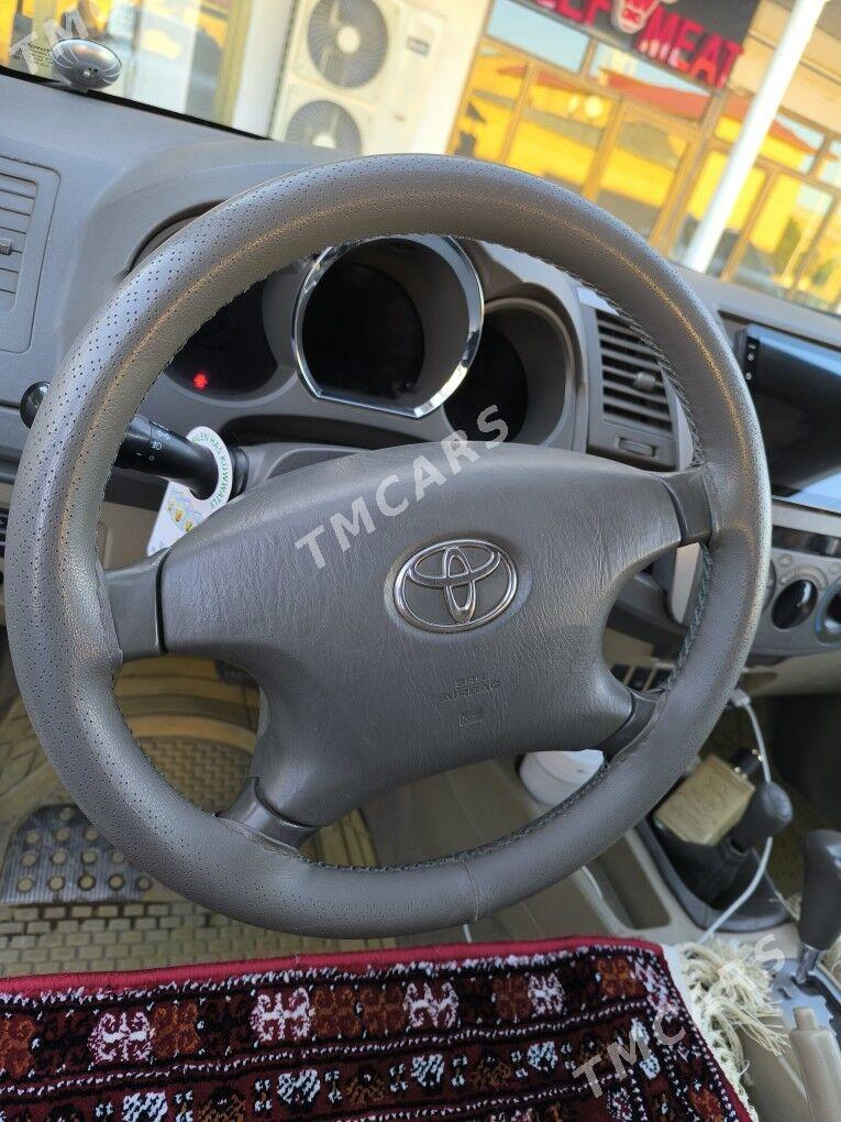 Toyota Fortuner 2010 - 249 000 TMT - Türkmenabat - img 3