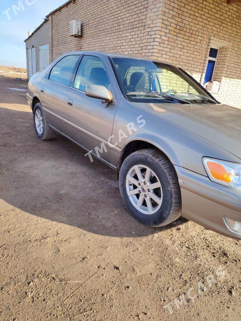 Toyota Camry 1999 - 110 000 TMT - Рухубелентский этрап - img 3