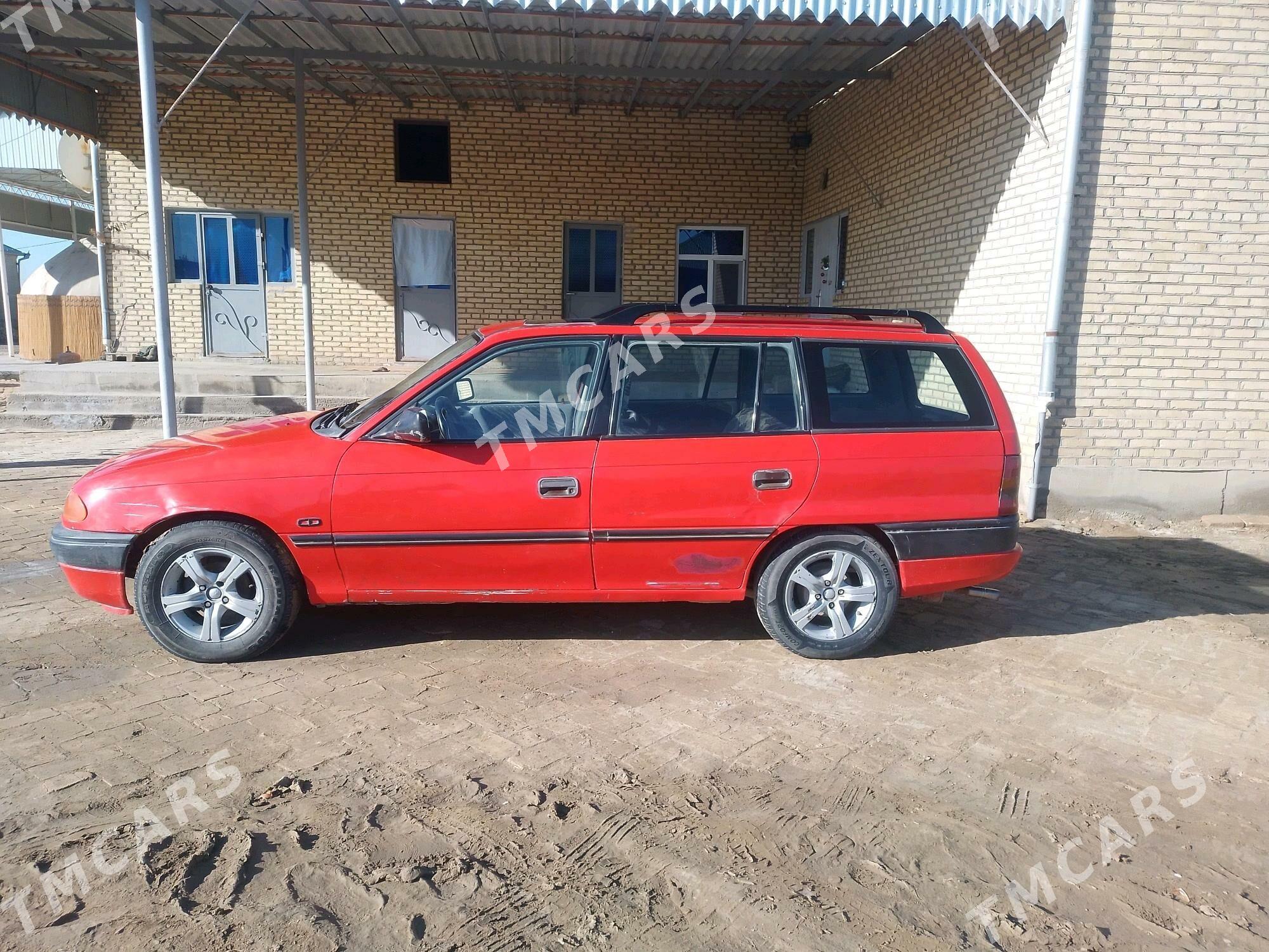 Opel Astra 1992 - 25 000 TMT - Байрамали - img 2