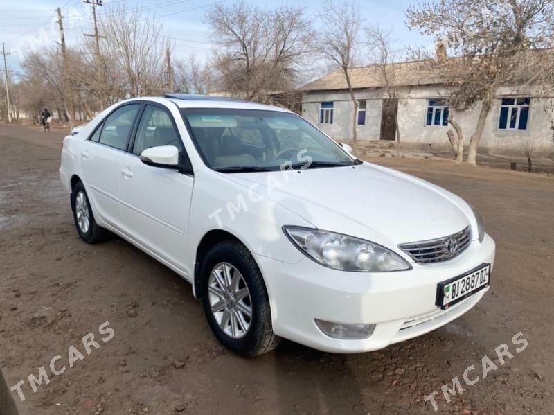 Toyota Camry 2003 - 150 000 TMT - Акдепе - img 2