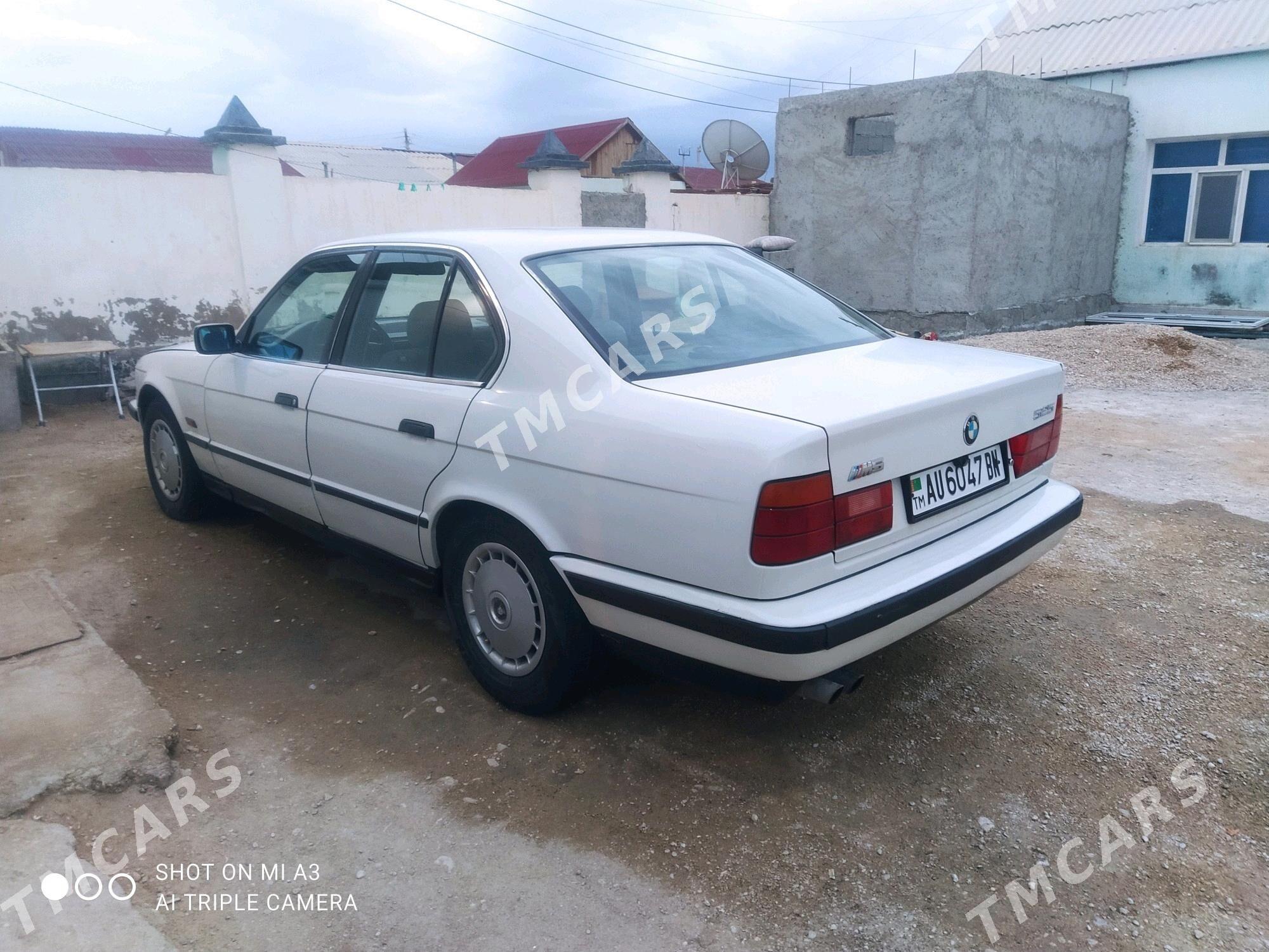 BMW 520 1989 - 24 000 TMT - Балканабат - img 9