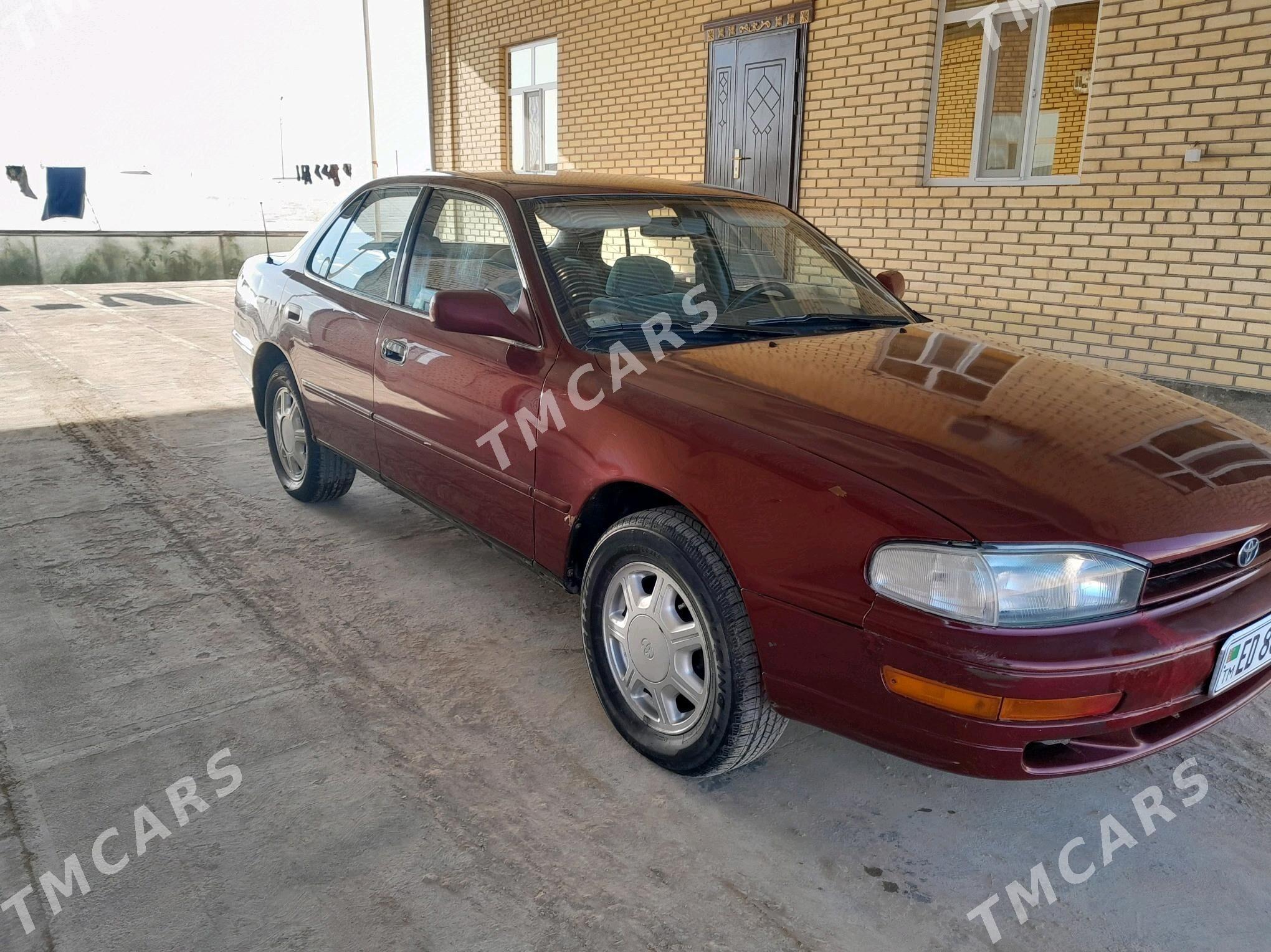 Toyota Camry 1992 - 80 000 TMT - Векильбазар - img 2