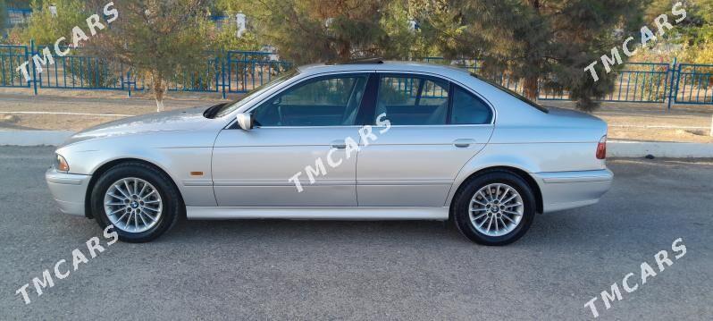 BMW E39 2003 - 100 000 TMT - Туркменбаши - img 5