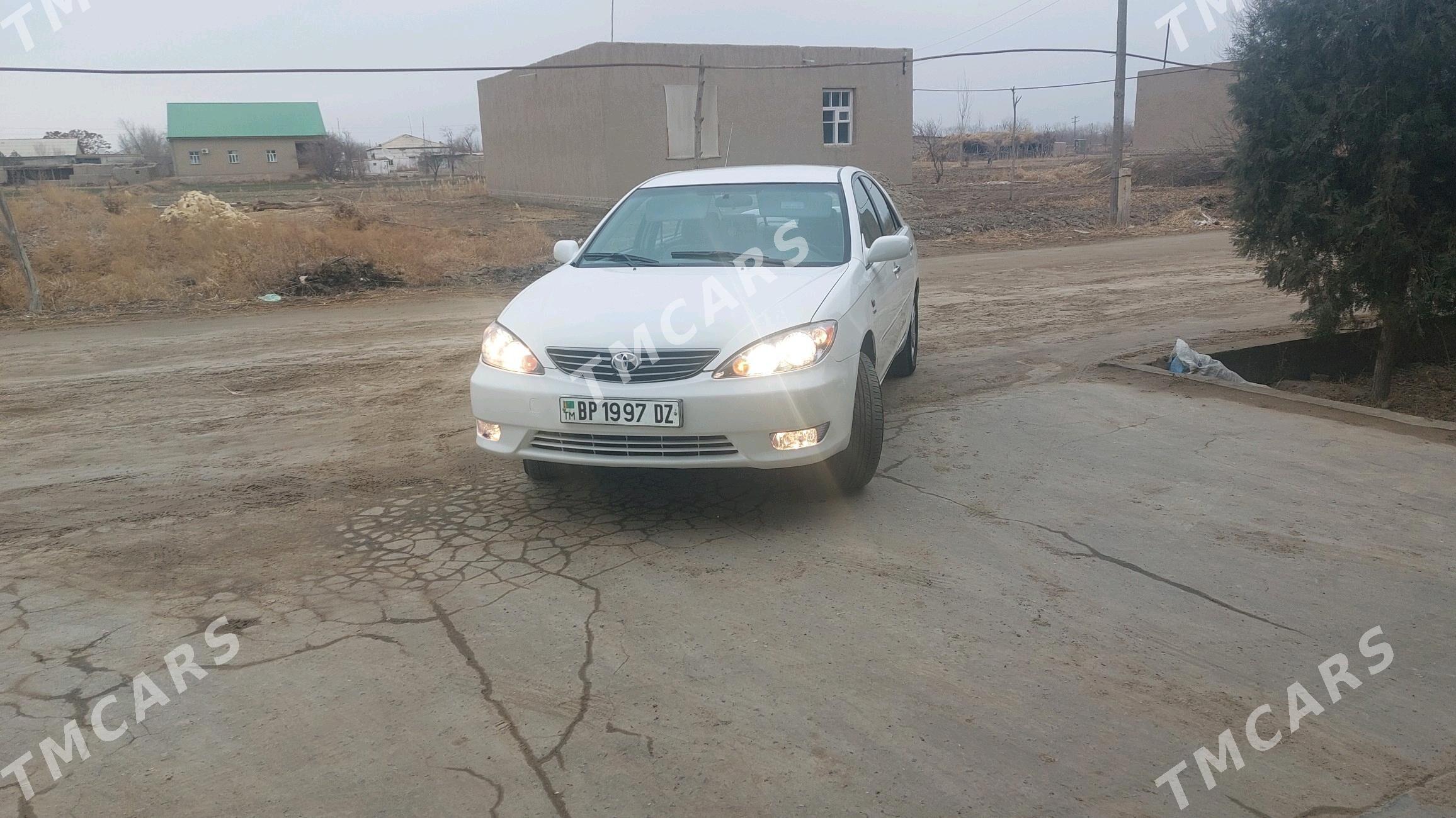 Toyota Camry 2004 - 130 000 TMT - Гурбансолтан Едже - img 2