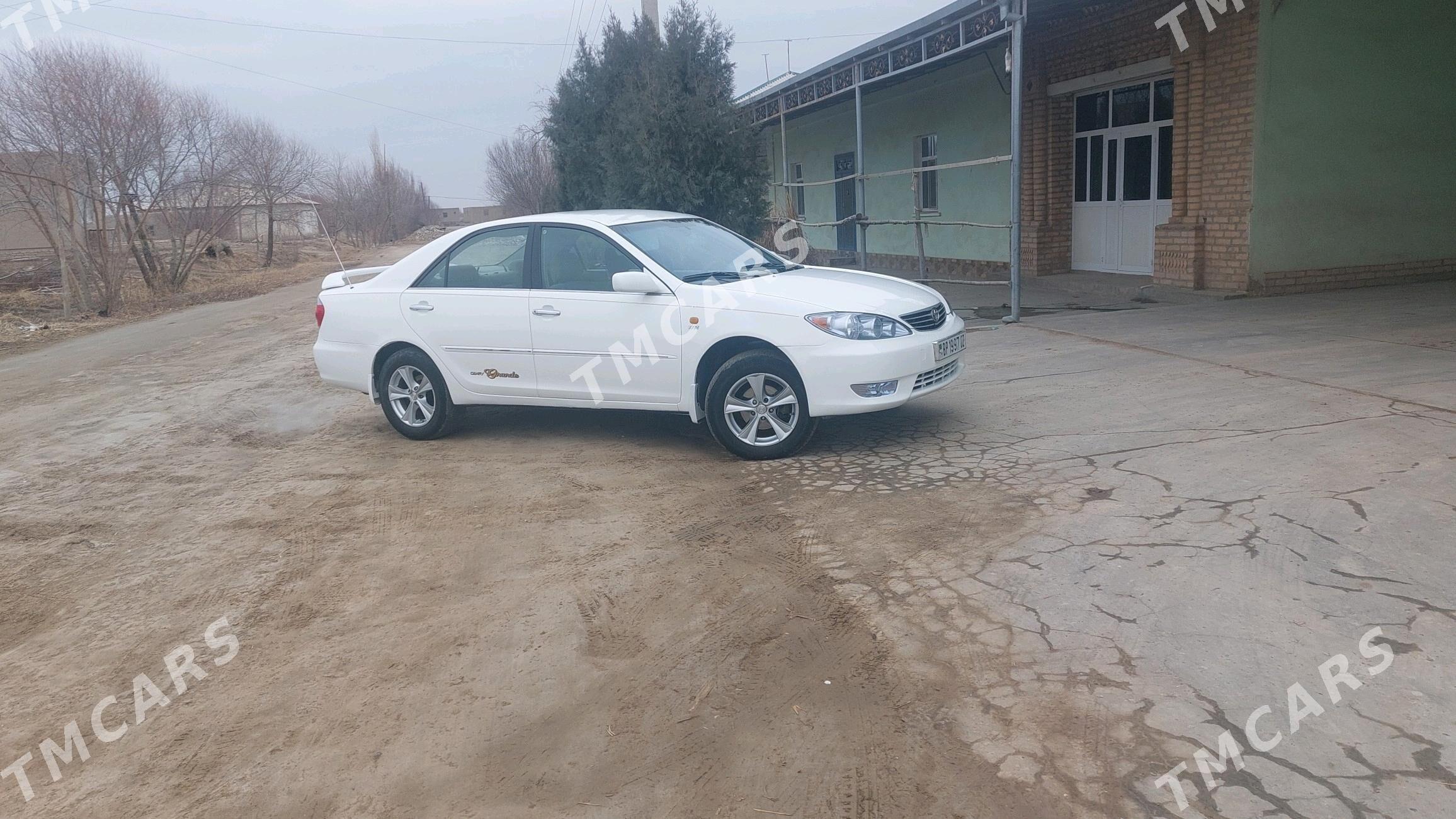 Toyota Camry 2004 - 130 000 TMT - Гурбансолтан Едже - img 8