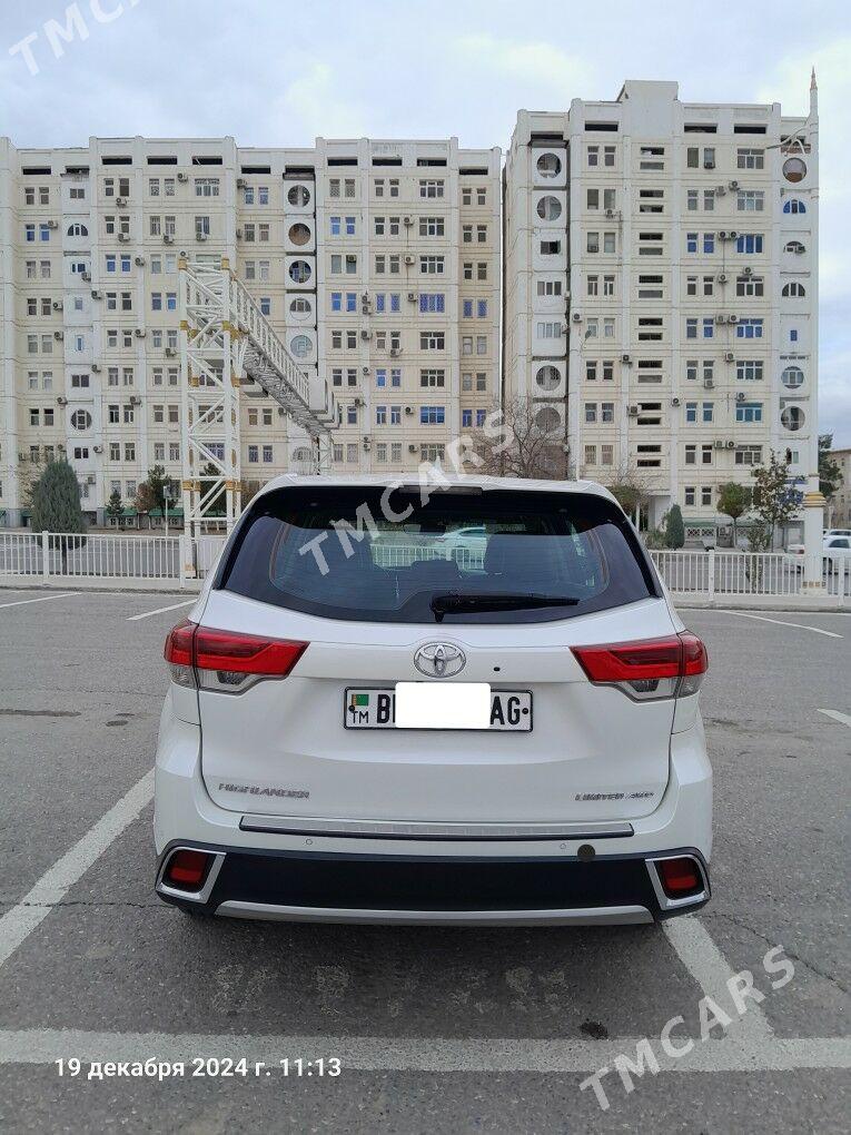 Toyota Highlander 2018 - 560 000 TMT - Aşgabat - img 2