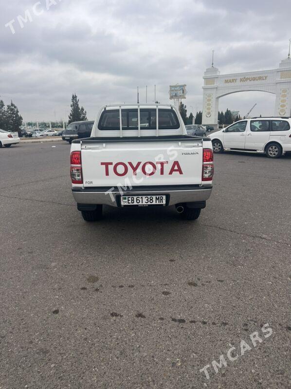 Toyota Hilux 2014 - 340 000 TMT - Mary - img 9