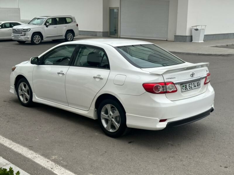 Toyota Corolla 2013 - 158 000 TMT - Aşgabat - img 5