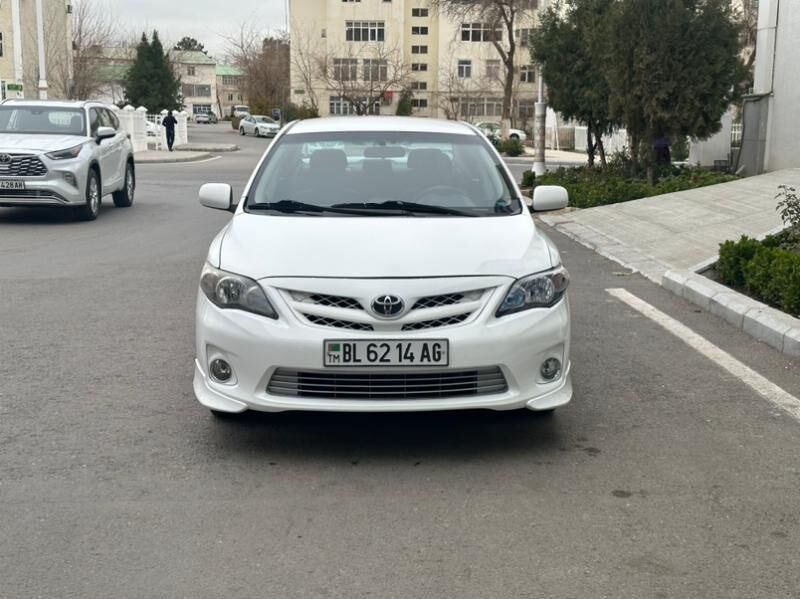 Toyota Corolla 2013 - 158 000 TMT - Aşgabat - img 2