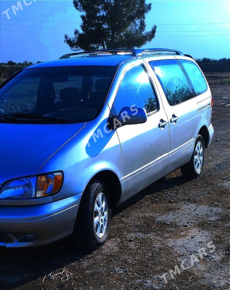 Toyota Sienna 2002 - 155 000 TMT - Çärjew - img 3