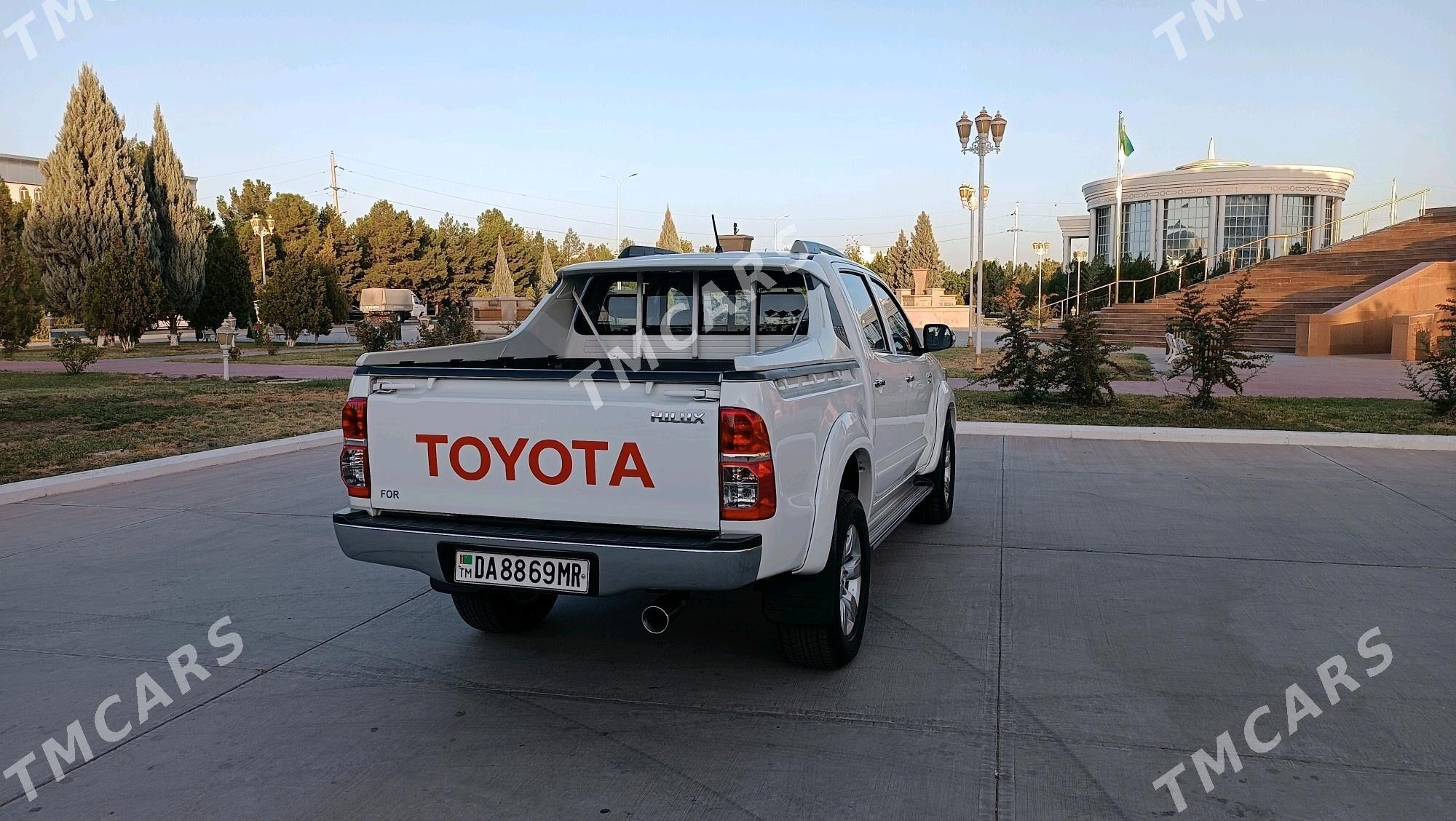 Toyota Hilux 2014 - 400 000 TMT - Mary - img 4