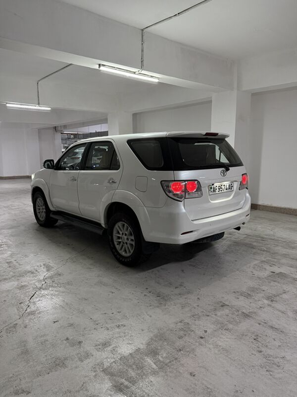 Toyota Fortuner 2013 - 323 000 TMT - Ашхабад - img 4