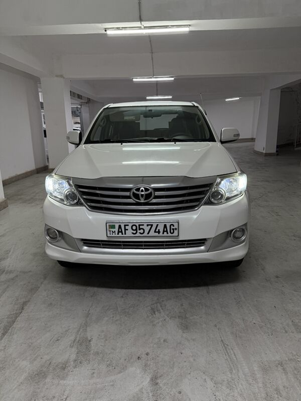 Toyota Fortuner 2013 - 323 000 TMT - Ашхабад - img 9