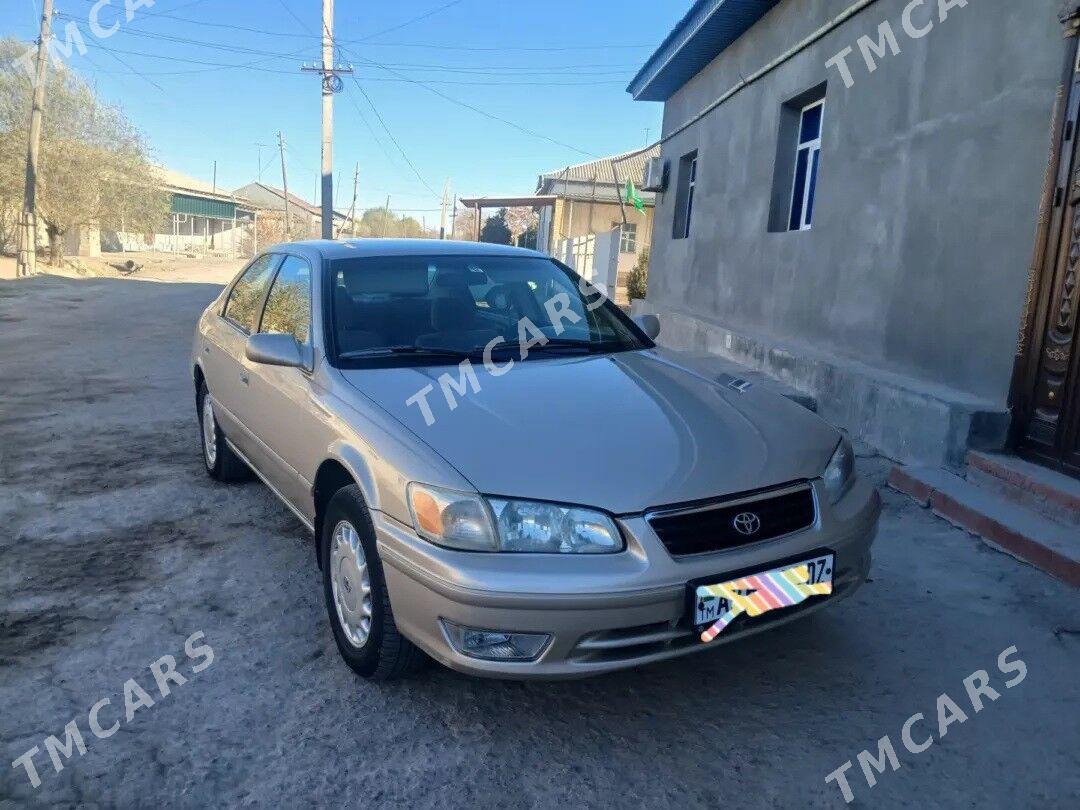 Toyota Camry 2001 - 135 000 TMT - Köneürgenç - img 3