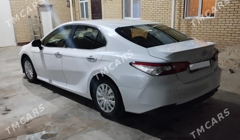 Toyota Camry 2019 - 250 000 TMT - Мары - img 3