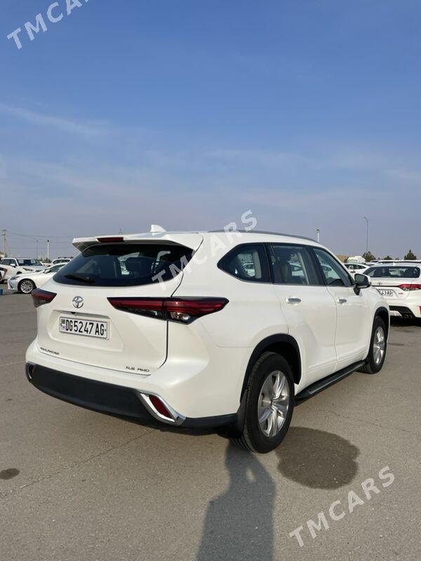 Toyota Highlander 2022 - 520 000 TMT - Aşgabat - img 4