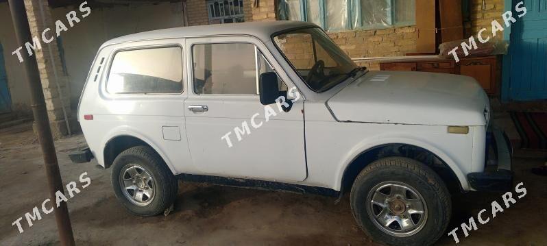 Lada Niva 1981 - 12 000 TMT - Сакар - img 2