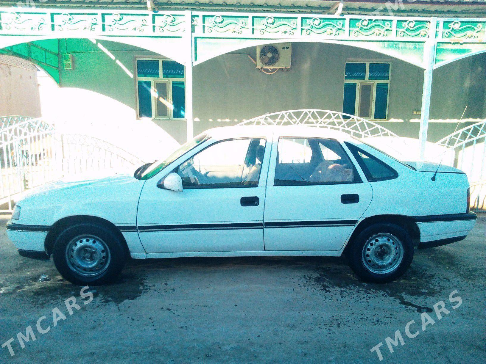 Opel Vectra 1992 - 22 000 TMT - Губадаг - img 2