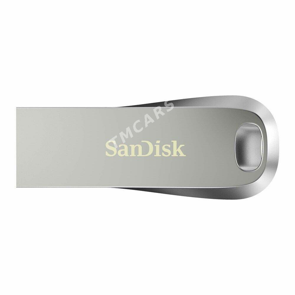 SANDISK FLEŞKA  // 4 GB - 30 мкр - img 2