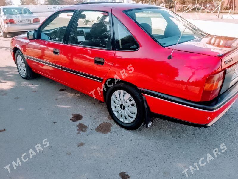 Opel Vectra 1990 - 40 000 TMT - Мары - img 7