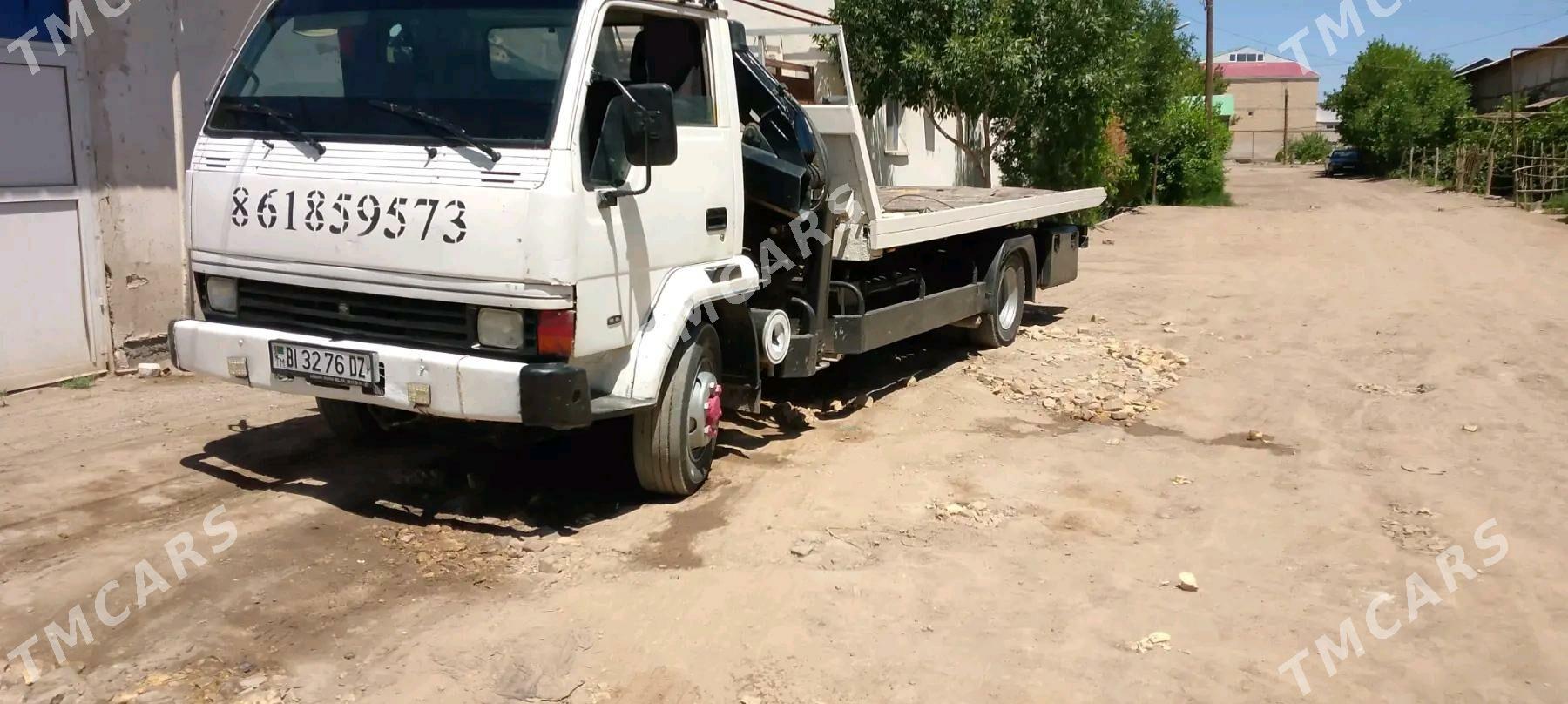 Mitsubishi Canter 1999 - 250 000 TMT - Köneürgenç - img 9