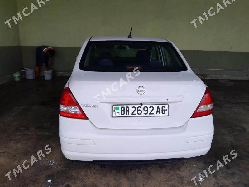 Nissan Versa 2010 - 120 000 TMT - Ашхабад - img 3