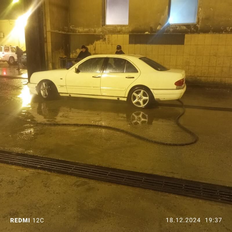 Mercedes-Benz E320 1996 - 55 000 TMT - Türkmenabat - img 3