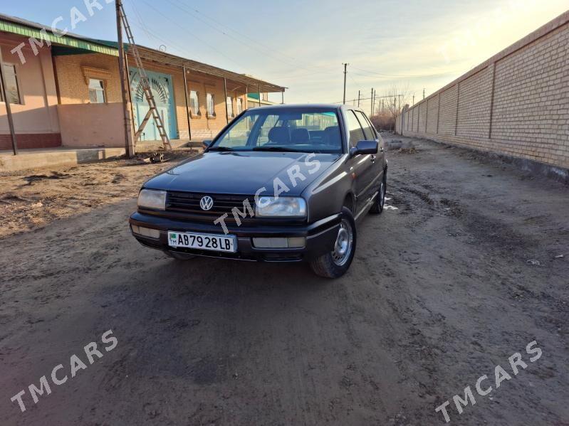 Volkswagen Golf 1992 - 35 000 TMT - Туркменабат - img 2