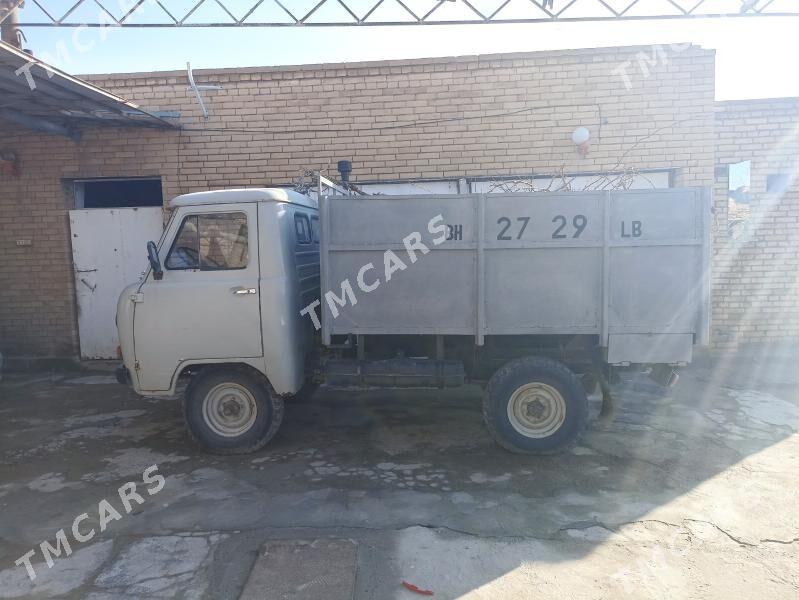 UAZ 2206 1987 - 52 000 TMT - Чарджоу - img 3