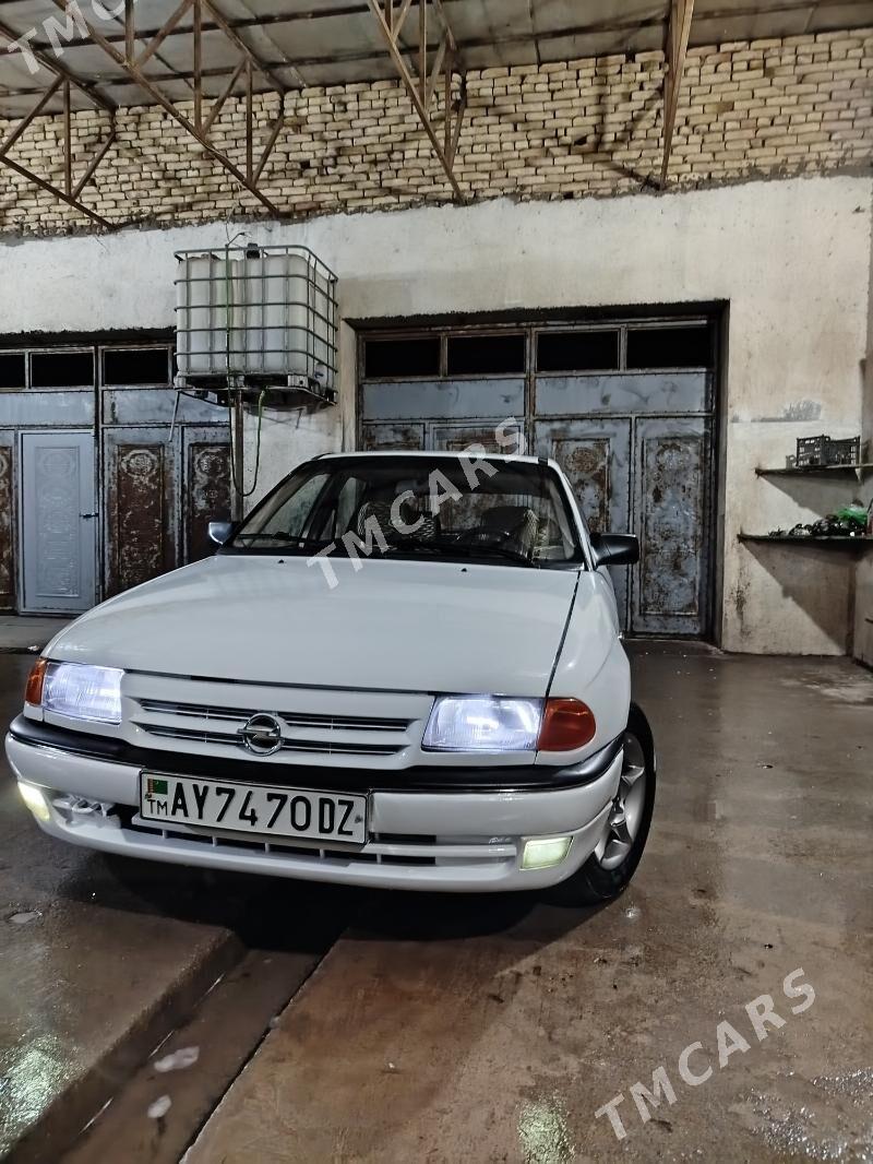 Opel Astra 1992 - 32 000 TMT - Шабатский этрап - img 4