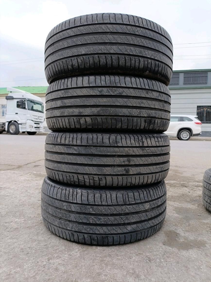 235/45/18 Michelin 2 200 TMT - Бедев - img 4