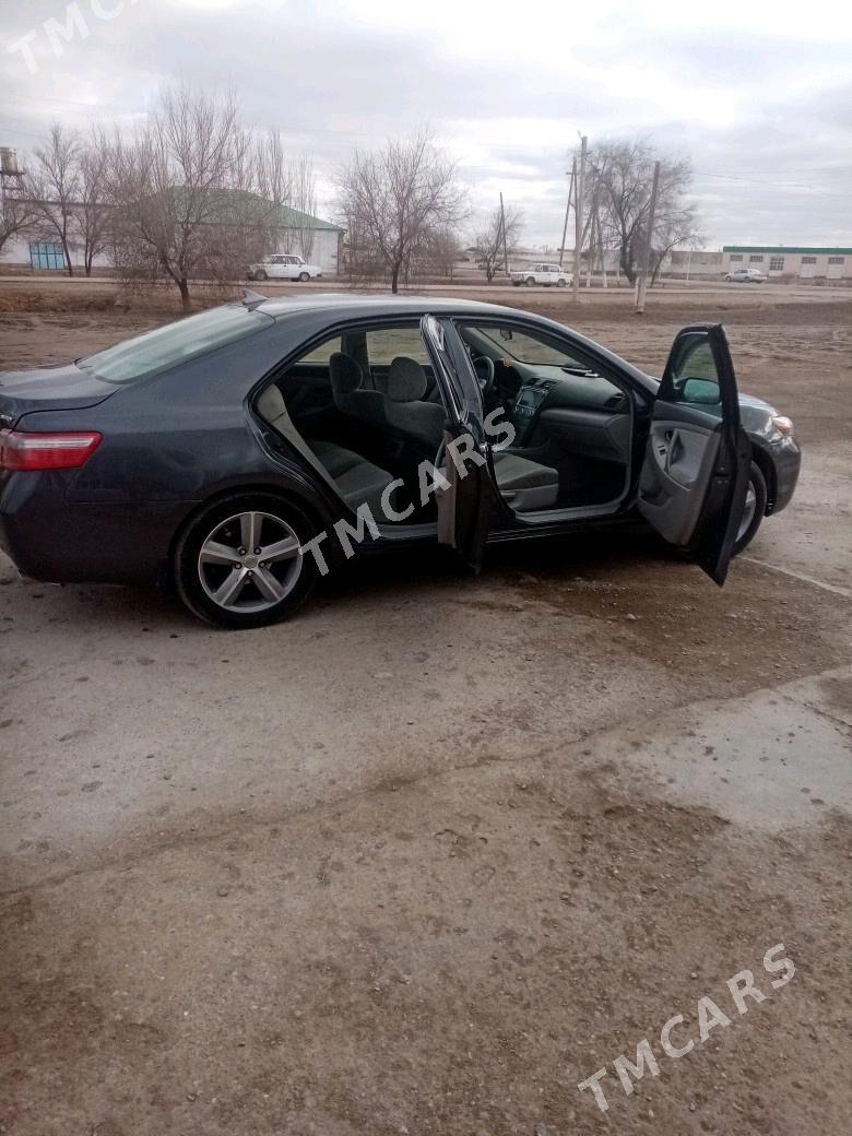 Toyota Camry 2008 - 135 000 TMT - Гурбансолтан Едже - img 4