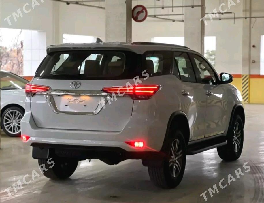 Toyota Fortuner 2024 - 725 000 TMT - Aşgabat - img 4