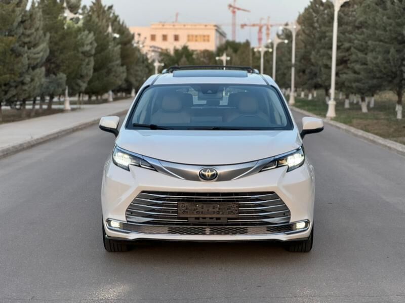 Toyota Sienna 2021 - 558 000 TMT - Ашхабад - img 3