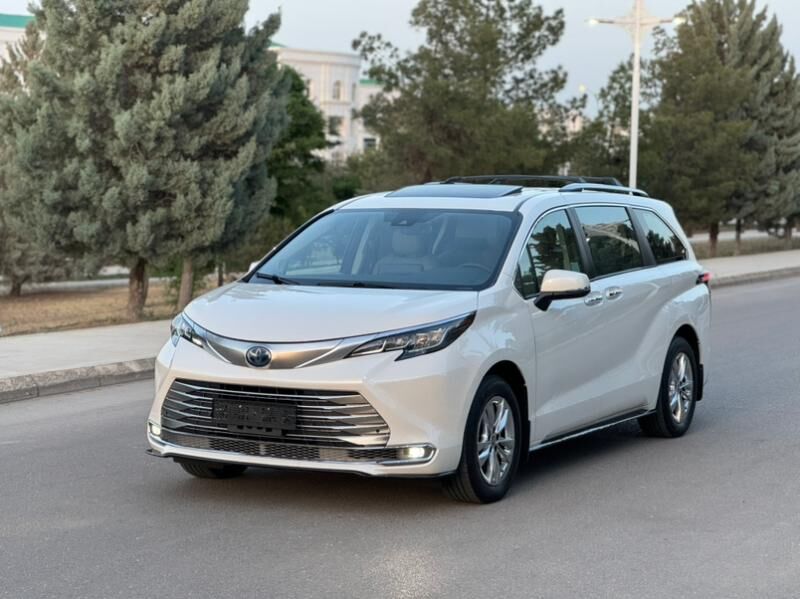 Toyota Sienna 2021 - 558 000 TMT - Ашхабад - img 2