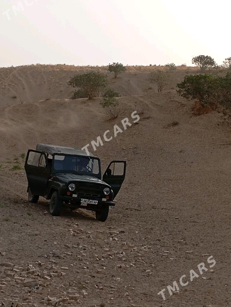 UAZ 469 1980 - 22 000 TMT - Серахс - img 4