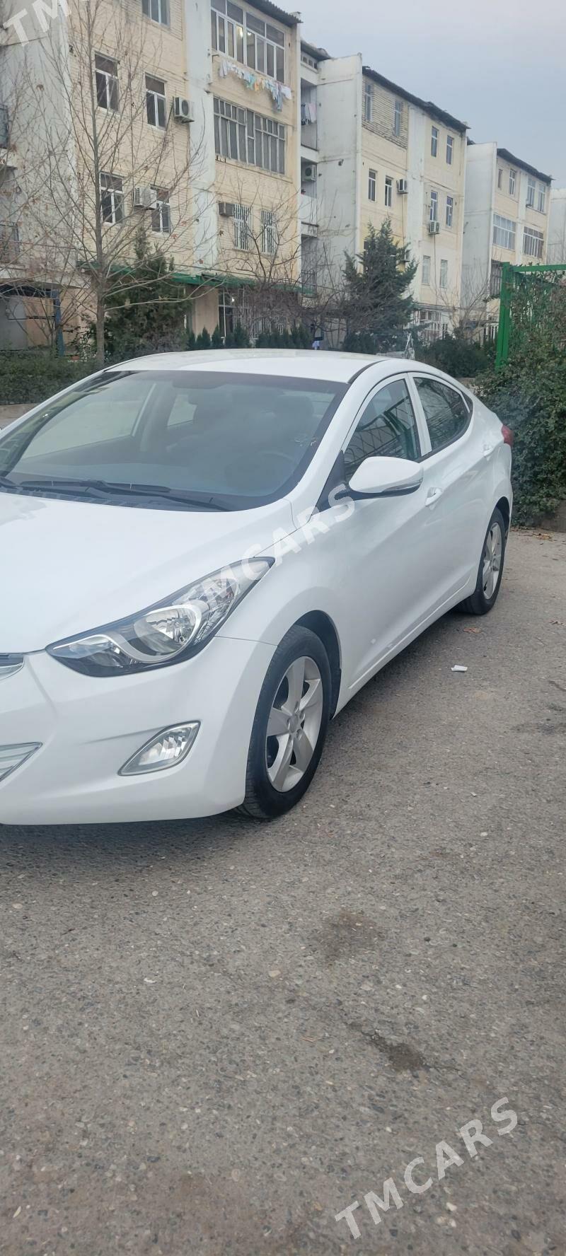 Hyundai Elantra 2012 - 157 000 TMT - Ашхабад - img 2