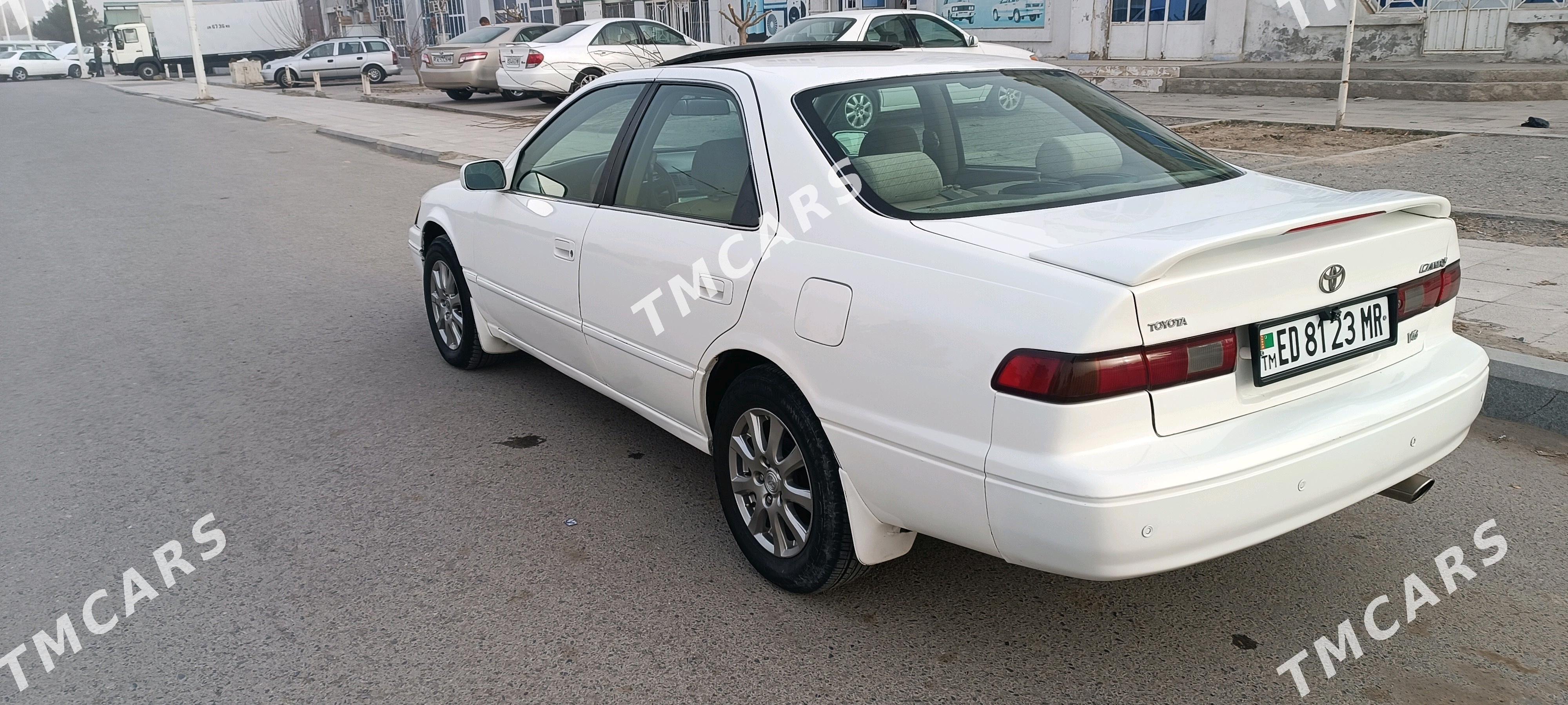 Toyota Camry 1999 - 107 000 TMT - Байрамали - img 4