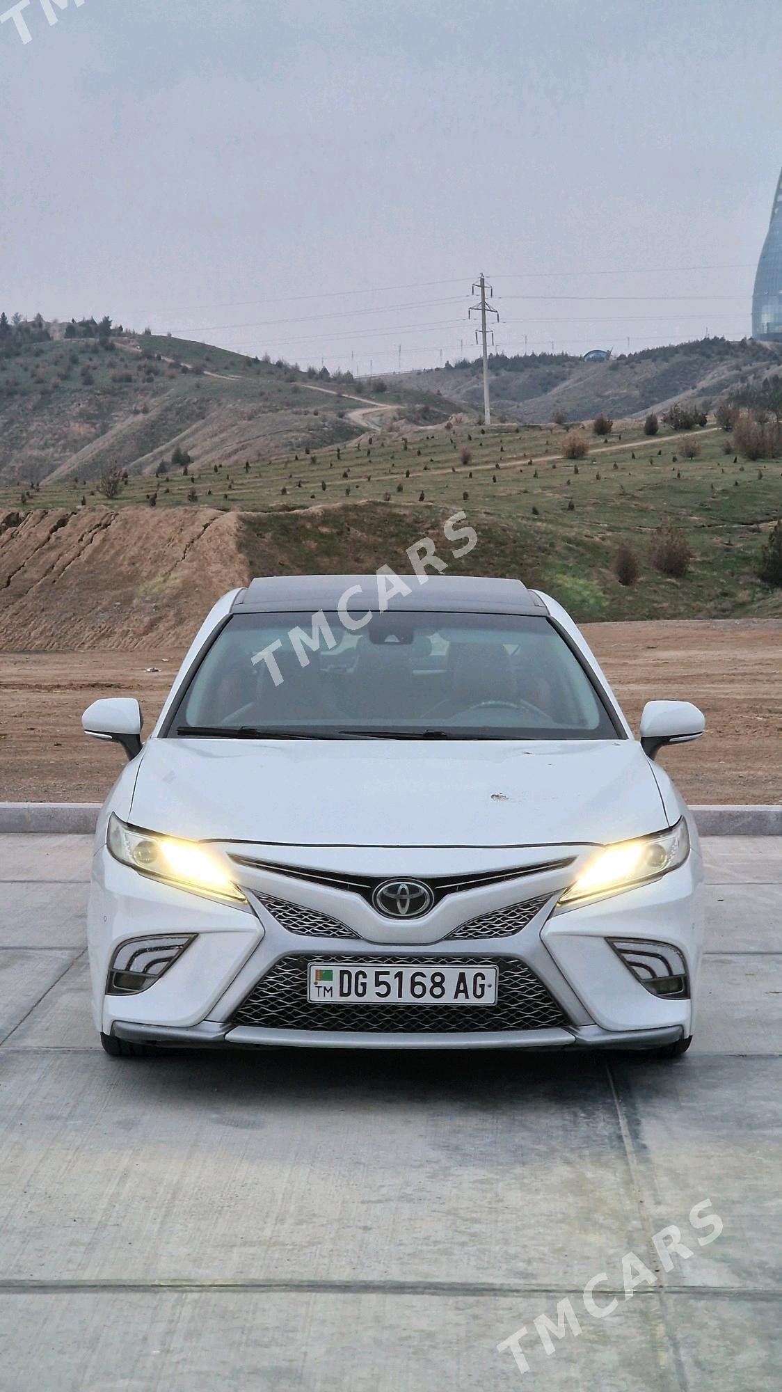 Toyota Camry 2018 - 275 000 TMT - Aşgabat - img 3