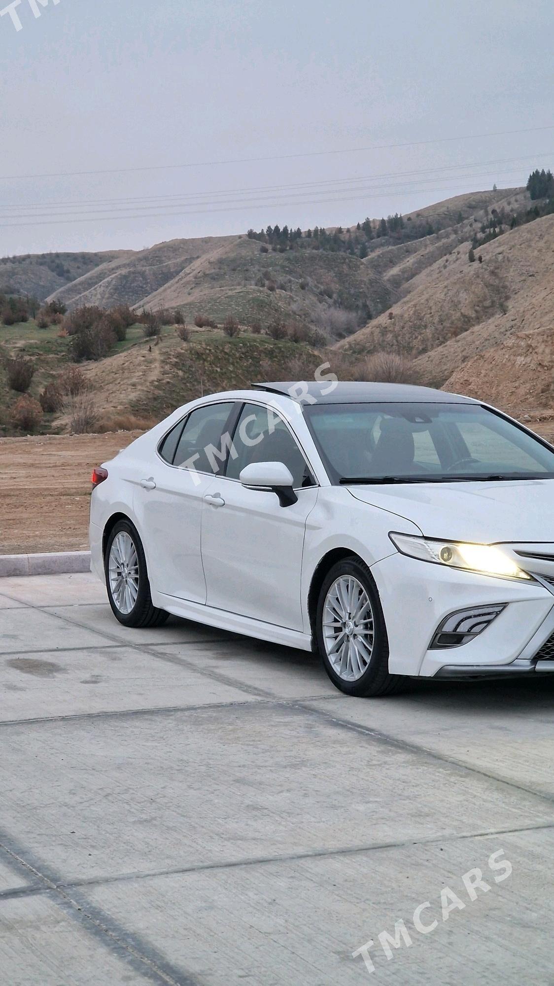 Toyota Camry 2018 - 275 000 TMT - Aşgabat - img 4