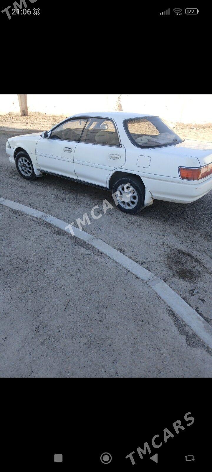 Toyota Carina 1992 - 30 000 TMT - Дашогуз - img 3