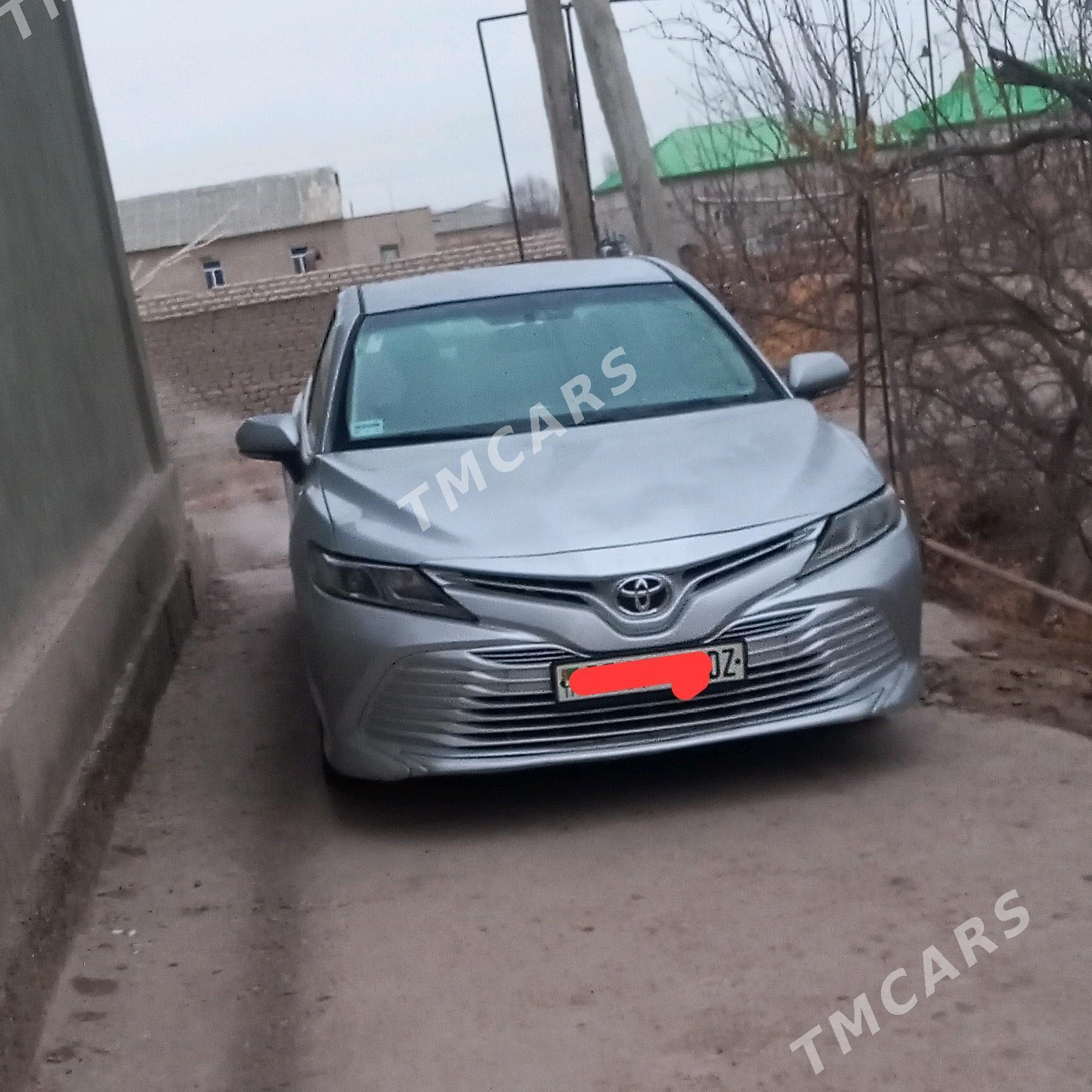 Toyota Camry 2019 - 285 000 TMT - Daşoguz - img 4