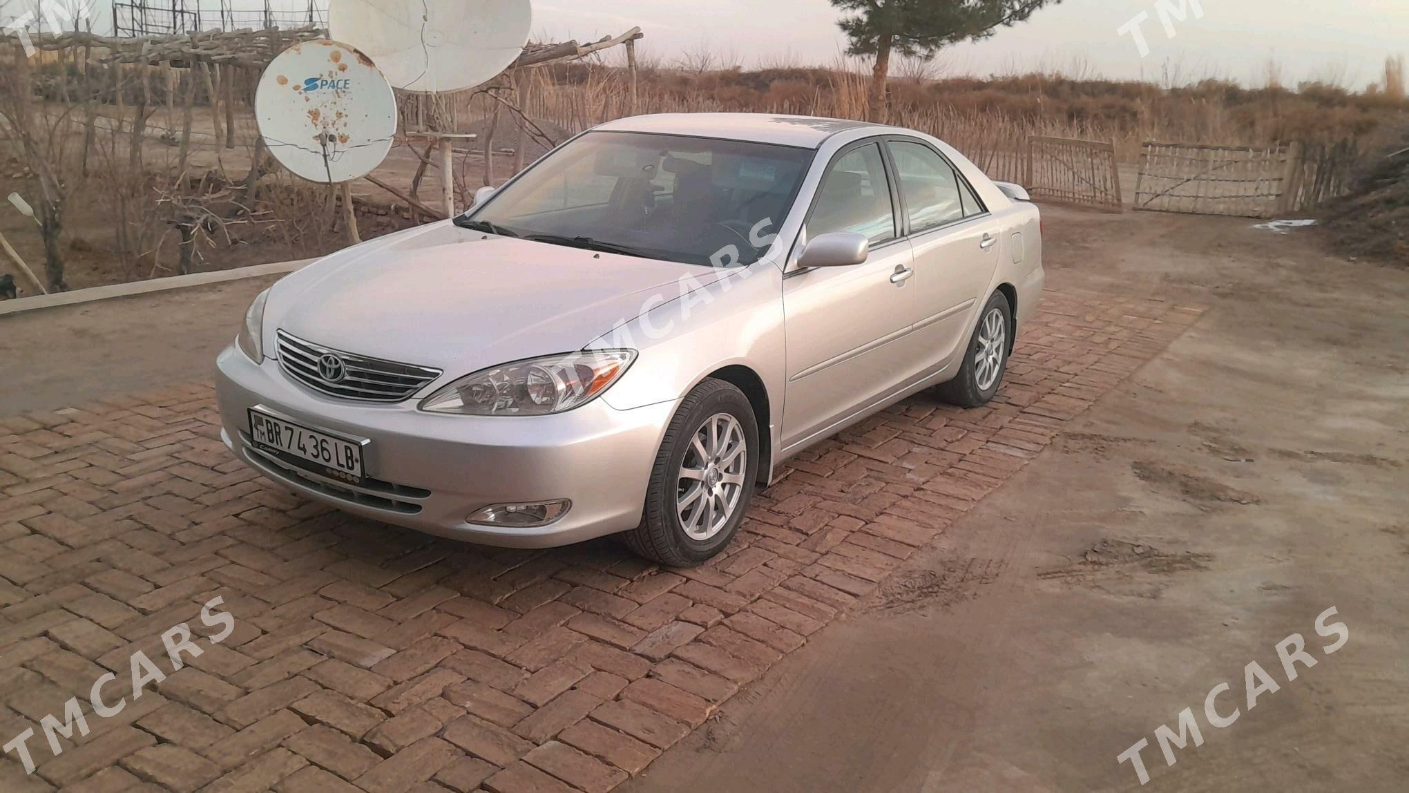 Toyota Camry 2002 - 150 000 TMT - Саят - img 4