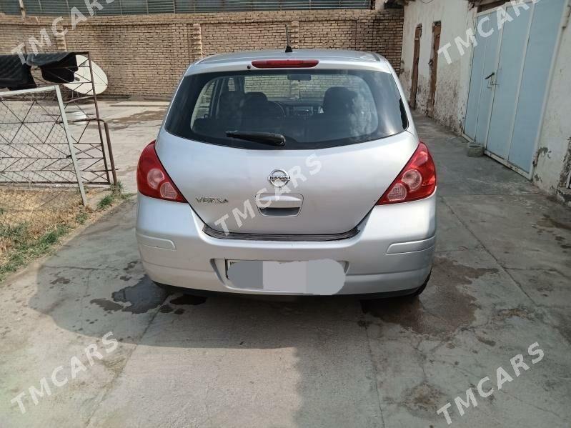 Nissan Versa 2011 - 90 000 TMT - Mary - img 3