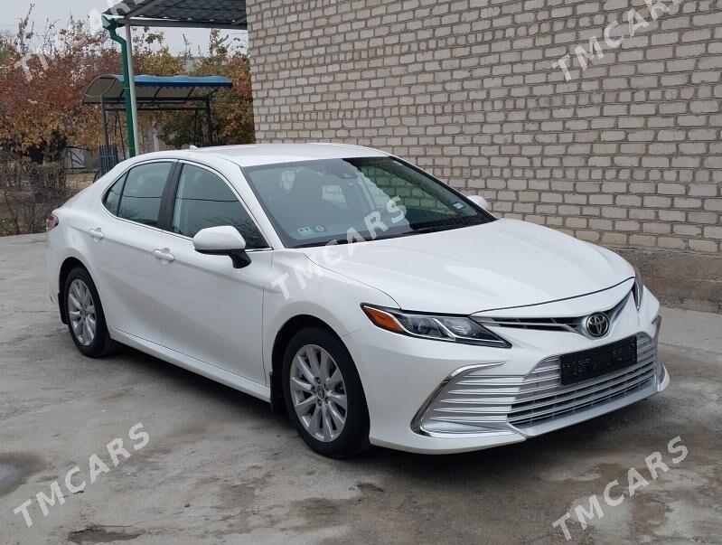 Toyota Camry 2019 - 290 000 TMT - Aşgabat - img 3