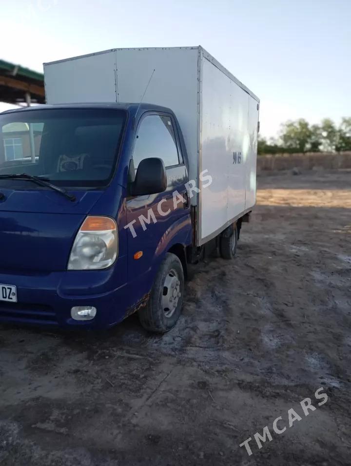 Kia Bongo 2010 - 150 000 TMT - Türkmenbaşy etr. - img 2