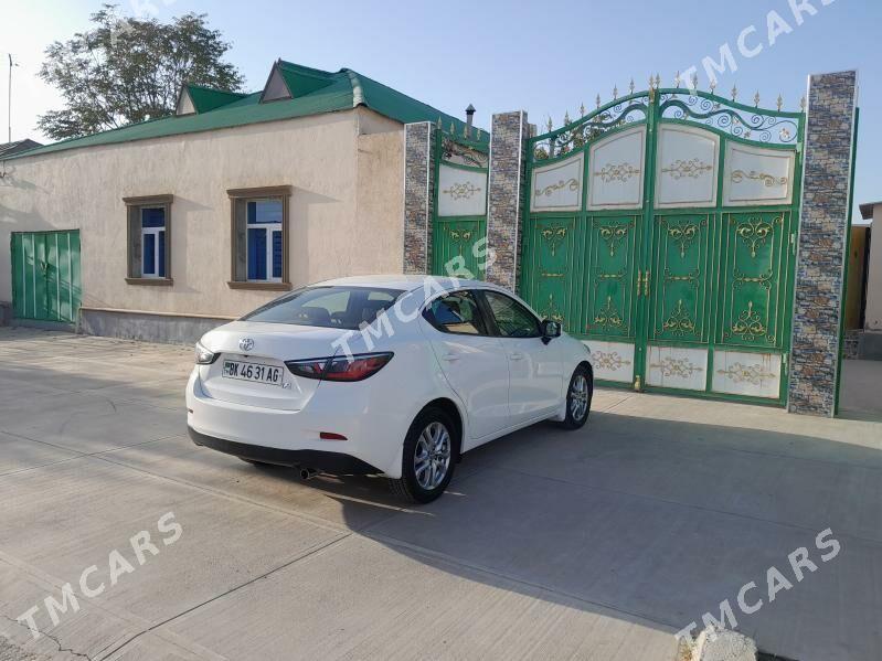 Toyota Yaris 2017 - 165 000 TMT - Aşgabat - img 4