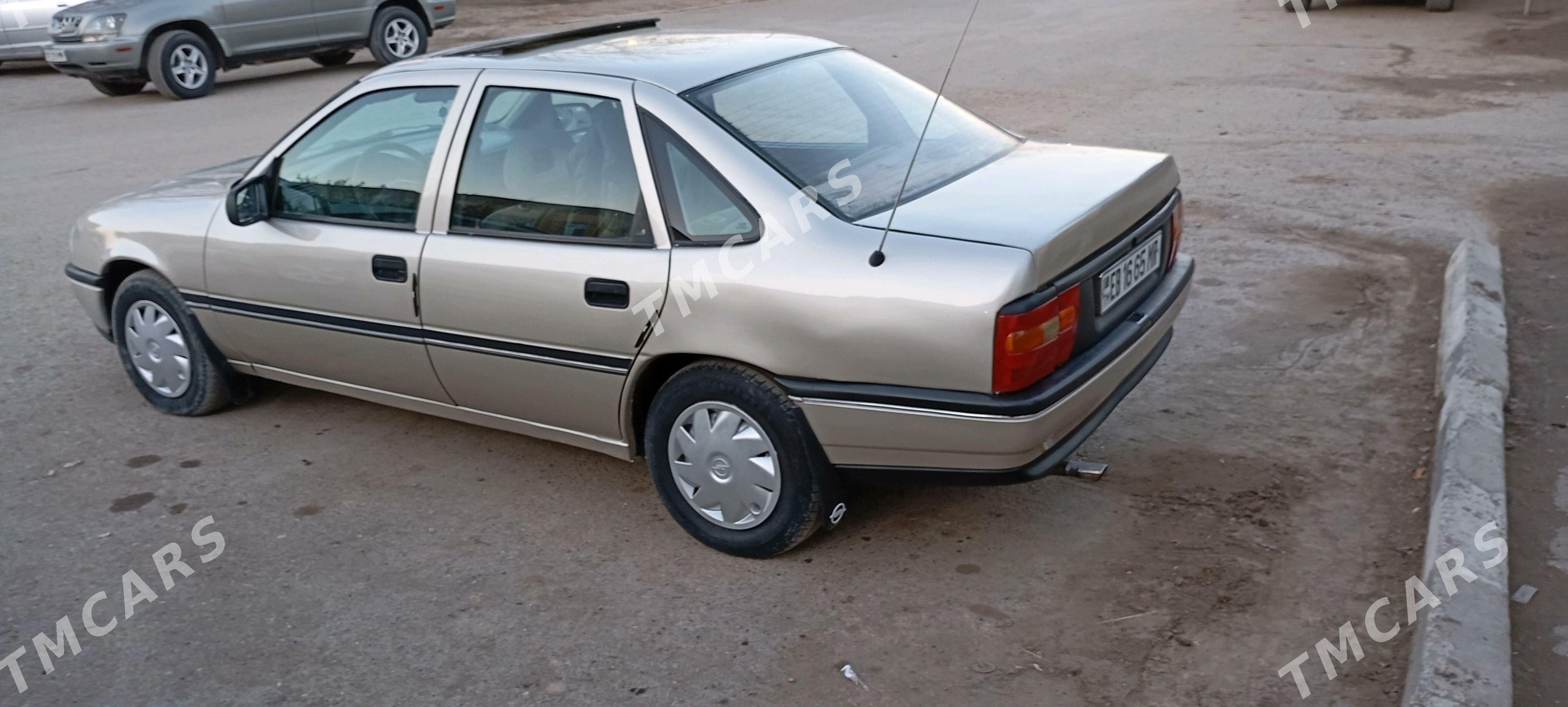 Opel Vectra 1992 - 30 000 TMT - Wekilbazar - img 3