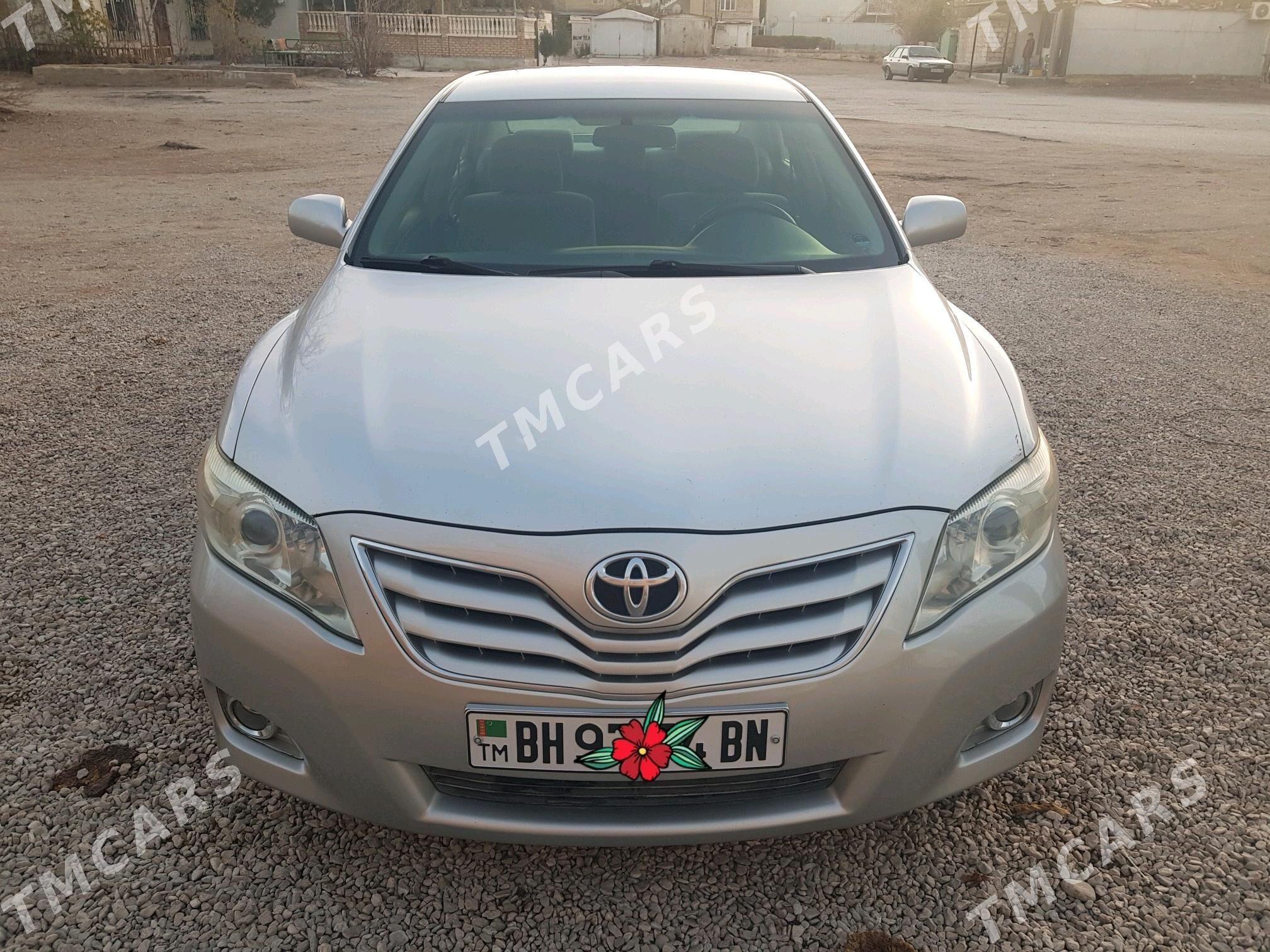 Toyota Camry 2010 - 170 000 TMT - Балканабат - img 3