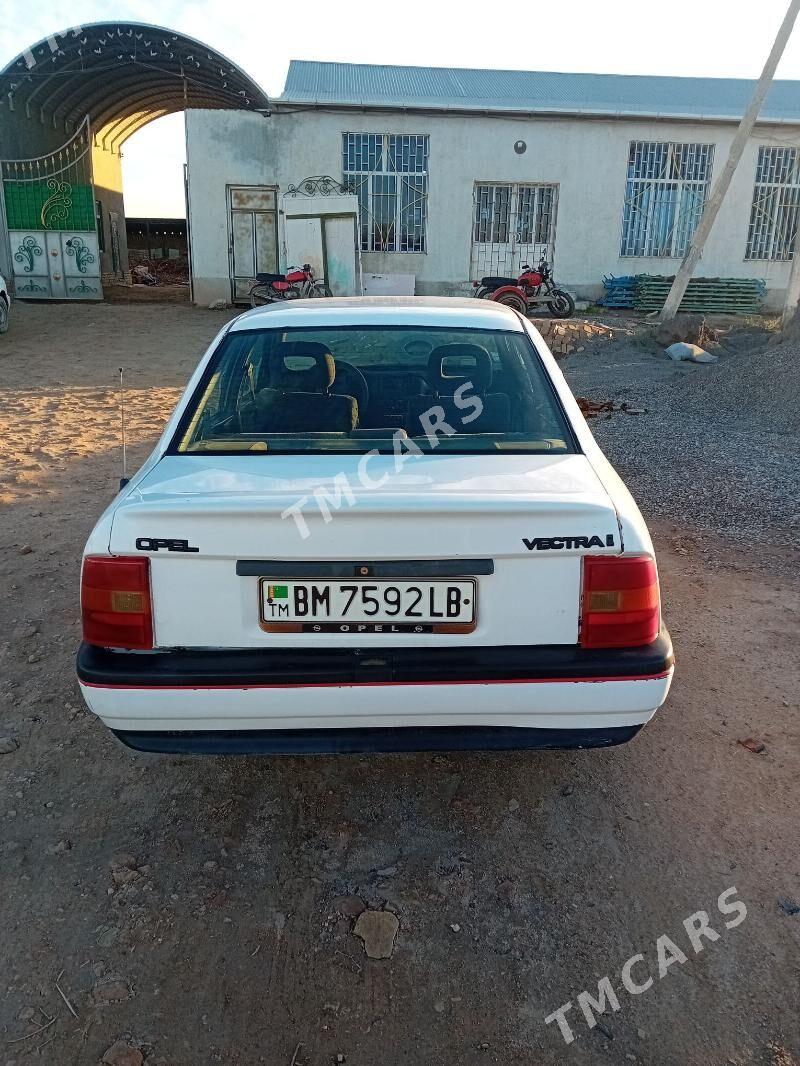 Opel Vectra 1992 - 26 000 TMT - Халач - img 3